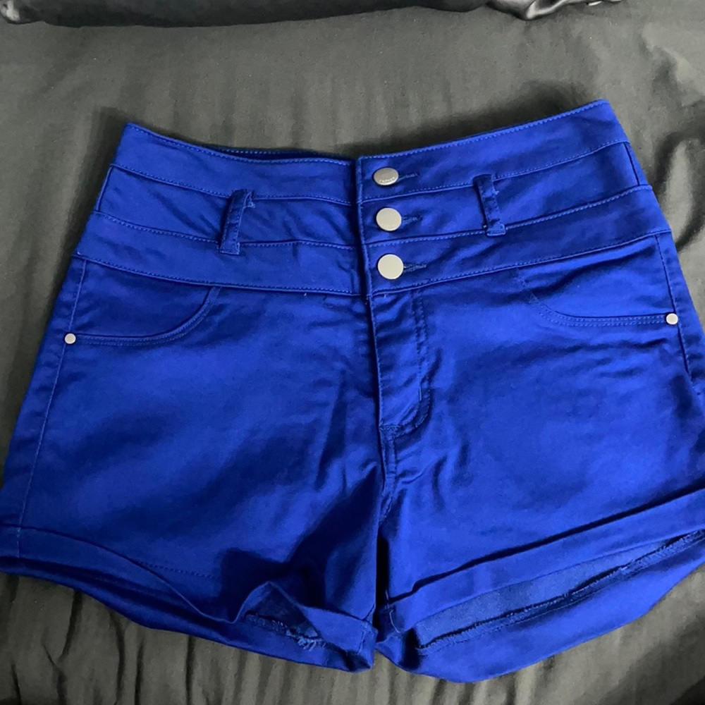 Refuge High Rise Shorts